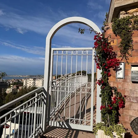 펜션 Bellevue 포르미아